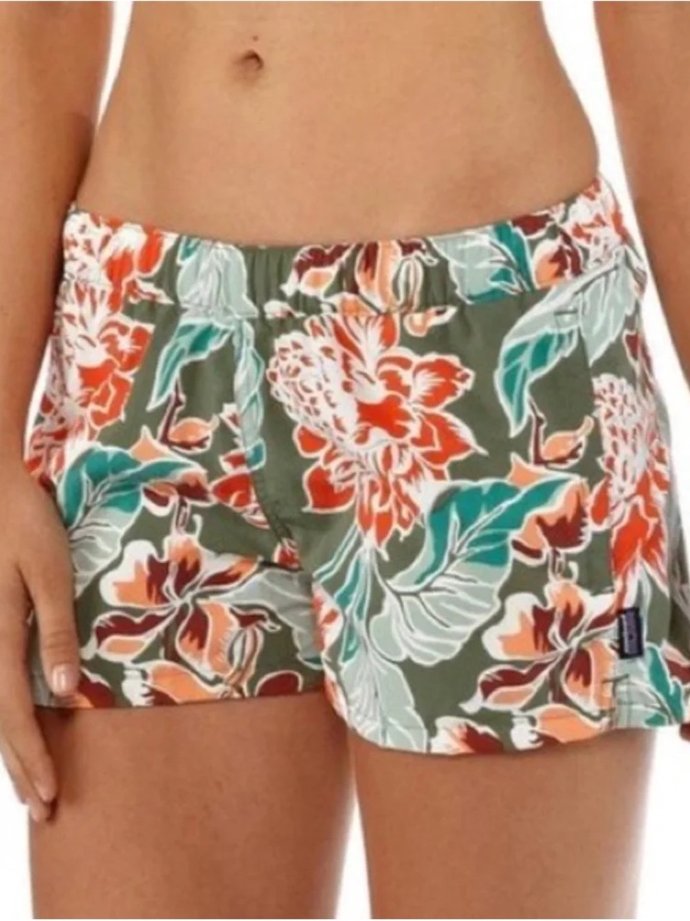 Patagonia Women's Barely Baggies 2.5" shorts Size Large